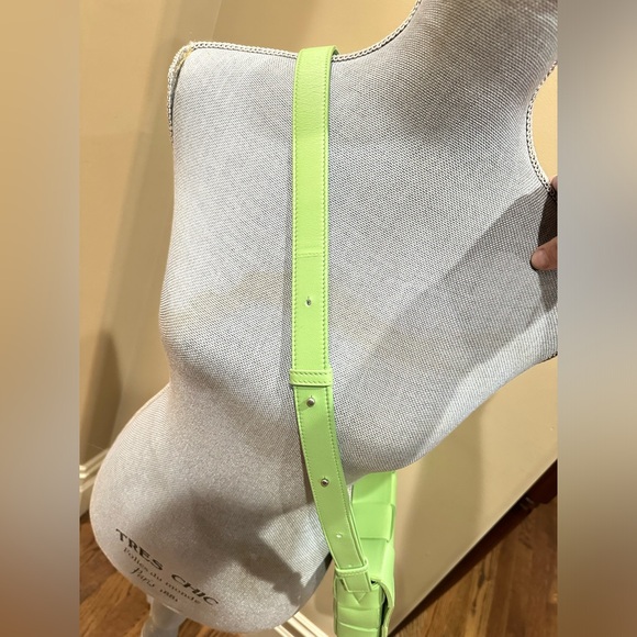 BOTTEGA VENETA INTRECCIATO CASSETTE BAG - Picture 4 of 14